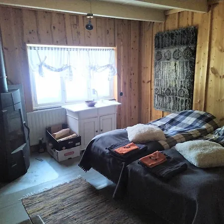 Peurakaltio Arctic Retreat *