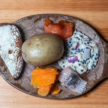 Peurakaltio Arctic Retreat * 穆奥尼奥